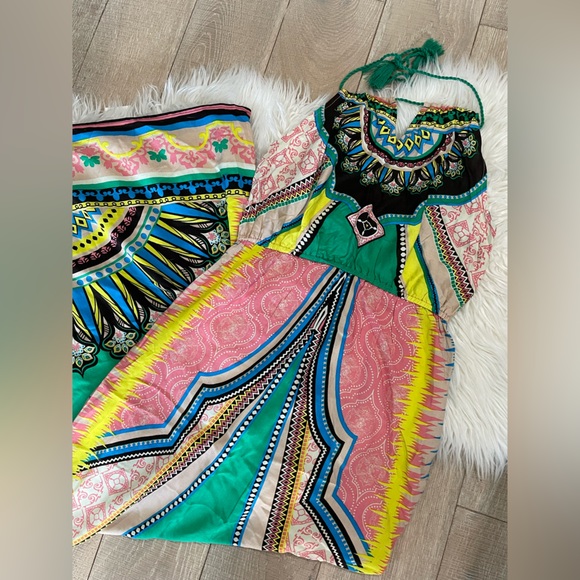 Flying Tomato Halter Bold Maxi Dress (M) - Picture 2 of 12